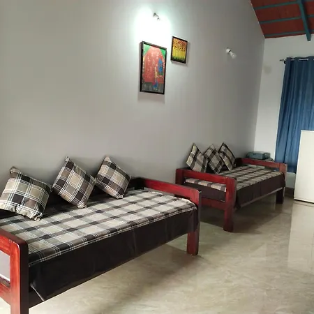 Kamal Nivas Service Apartments Chikmagalur Exterior photo
